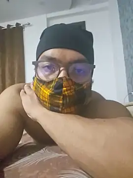 NunnuLelo online show from June 15, 10:46 pm