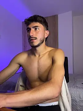 LIAM COLT online show from April 14, 11:59 pm