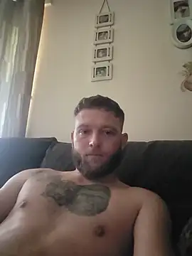 yandy p90 online show from June 18, 3:17 pm