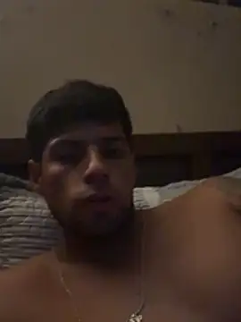 vicjrm online show from December 19, 10:45 am