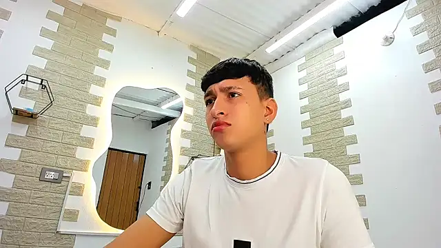 neithan sleitherx online show from February 14, 1:06 pm