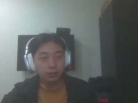 AJIJI1010 online show from March 12, 9:22 pm