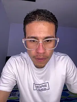 Latin Paisa Boy online show from February 22, 10:33 pm