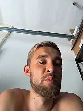 Benjamiinlt online show from June 24, 1:25 pm