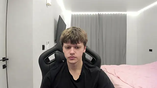 bonekoambalabu online show from March 15, 11:00 pm