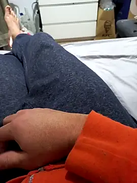 Henrytsuzuki online show from January 7, 8:03 pm