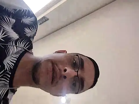 Fefe2805 online show from April 15, 6:52 pm