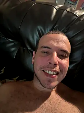 mast3r305 online show from January 7, 9:20 pm