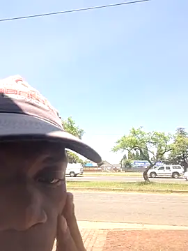 Sihle Plays online show from February 10, 9:47 am