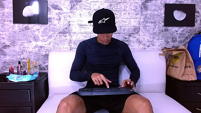 Harin Prize online show from March 11, 12:12 pm