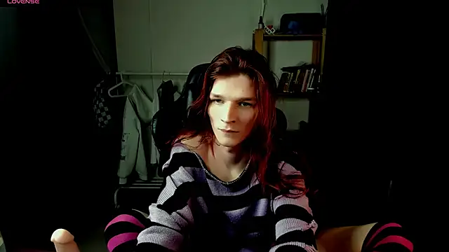 iceseeker2 online show from March 27, 9:49 pm