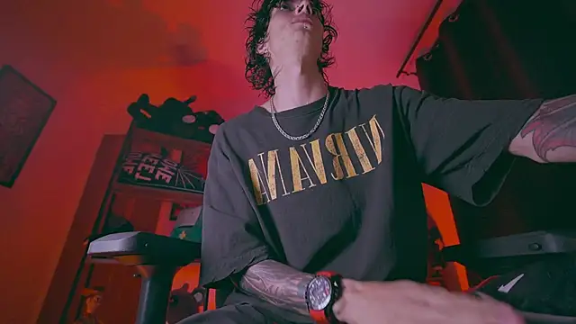 Olliver   y online show from April 9, 1:25 am