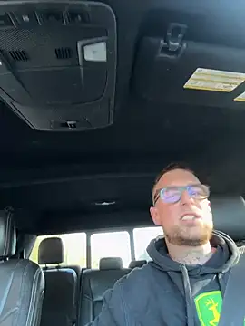 WIDBIGWHITECOCK online show from February 2, 7:33 pm