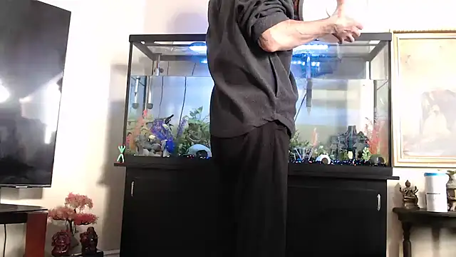 EspanolVato online show from February 1, 8:51 pm