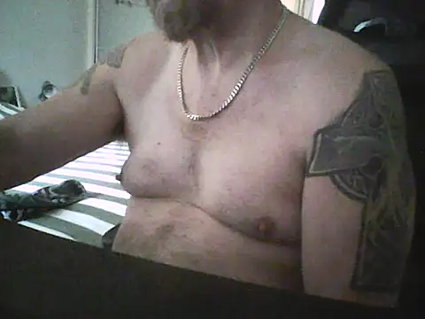 loudandproud online show from February 6, 5:15 am