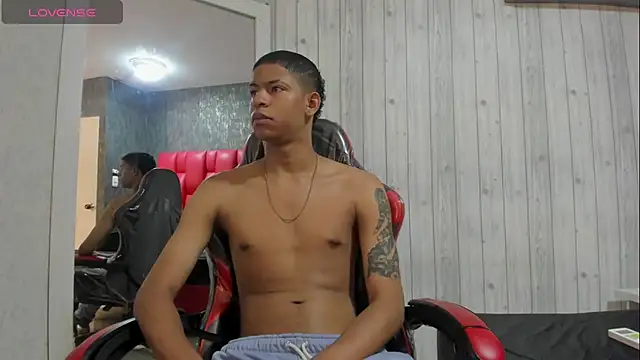  erick j online show from March 21, 8:35 pm