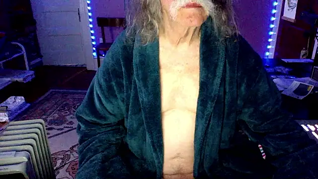 LickYourYoni online show from April 7, 2:17 pm