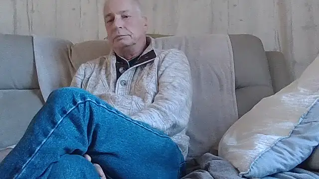 Helinetrav online show from March 1, 10:04 am