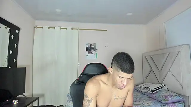 antonio aguilarx online show from July 25, 11:12 pm