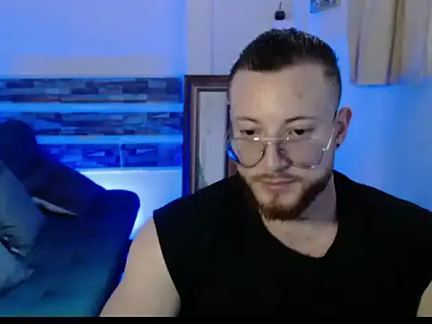 Justin-mackenlly online show from March 5, 9:22 pm