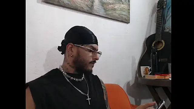 liyamjunior online show from February 15, 5:10 pm