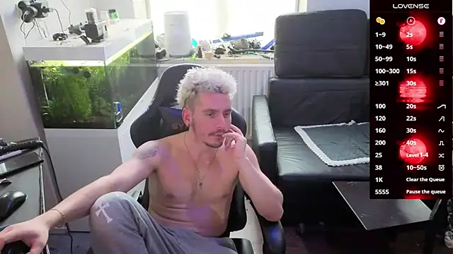 Rayzel White online show from February 20, 1:35 pm