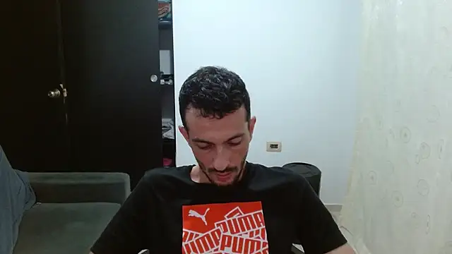 maskguy23 online show from July 22, 1:30 am