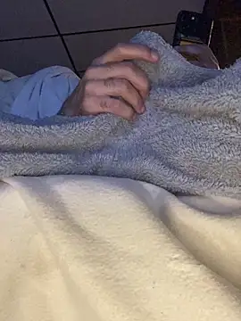 givemeabreak34 online show from April 29, 3:00 am