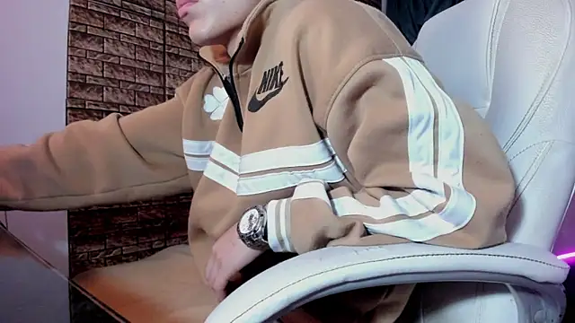 NickyyFlow online show from January 18, 6:37 am