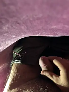 hardlysuck online show from January 31, 7:11 pm