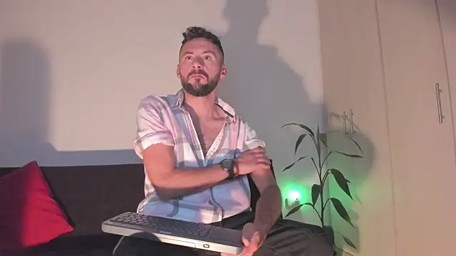 Erickpritz xh online show from April 9, 2:20 am