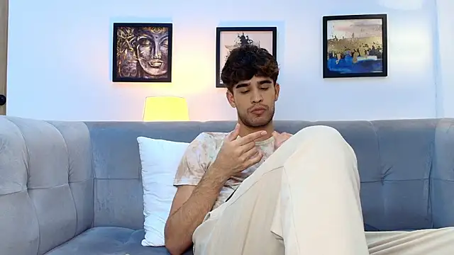 PRETTY COCK1 online show from March 19, 2:04 am