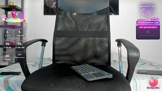 milo cruz  online show from April 4, 6:32 am