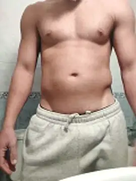 YoungforOld32 online show from March 29, 2:28 pm