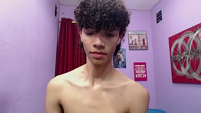 bigcock twinks online show from April 15, 7:36 pm