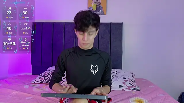 axxxel twink online show from June 25, 2:36 am