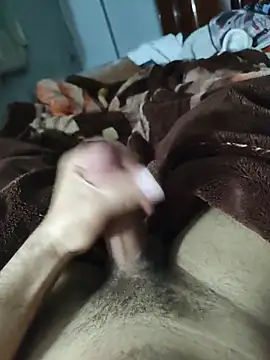 amirMohamed58 online show from April 12, 1:34 pm