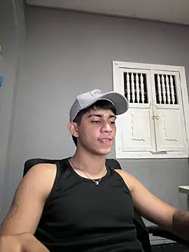 Thiago Olsen online show from February 10, 6:40 am