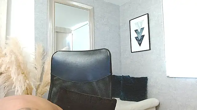 brooklyn- online show from February 17, 3:11 pm