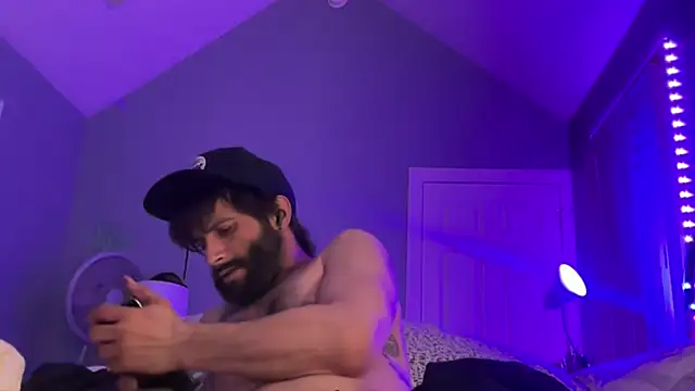 TrndSettr online show from March 24, 5:23 am