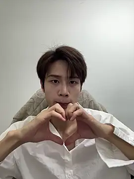 SM 004 online show from February 10, 11:26 am