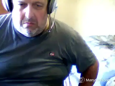 swichcassanesi online show from May 22, 12:43 pm