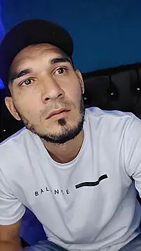 junior men22 online show from February 2, 1:08 pm