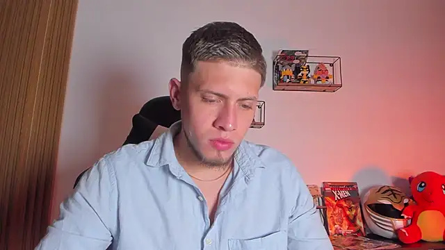 SebastianMaximoff  online show from February 16, 9:35 pm