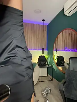 Jeremy Harden online show from February 18, 11:35 pm