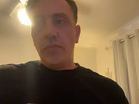 malcolm2334 online show from April 3, 6:37 pm