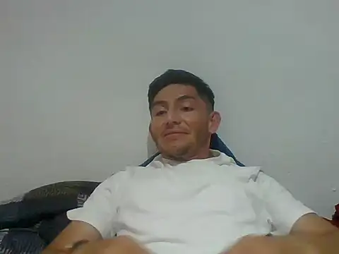jimfomano1 online show from August 5, 12:15 am