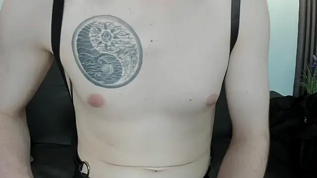 Lio      online show from February 6, 4:20 am