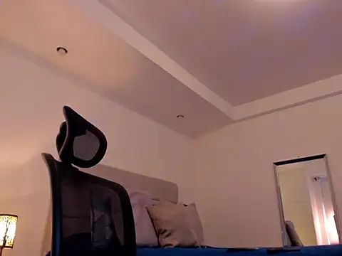 chris morgan7 online show from April 15, 7:58 pm