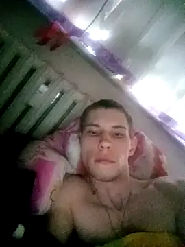 MalyHelikopter1234 online show from April 6, 4:57 am